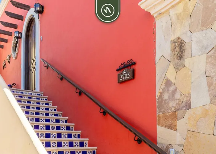 Amazing House With Private Terrace - Private Pool Hébergement de vacances